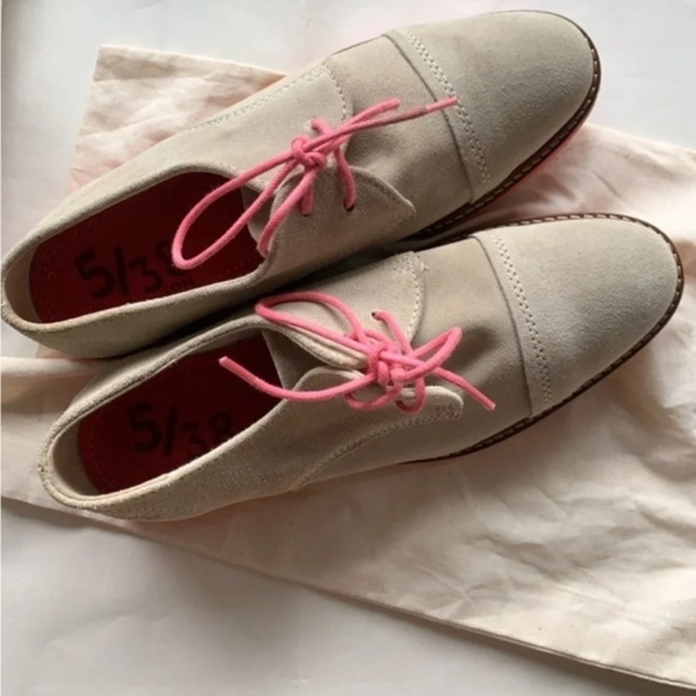 Superdry Japan Cream Suede & Pink Lace Up Shoes- Rare- 7.5